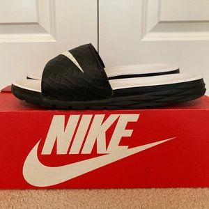 ✅ Nike Benassi Solarsoft Slide 2 Sandal